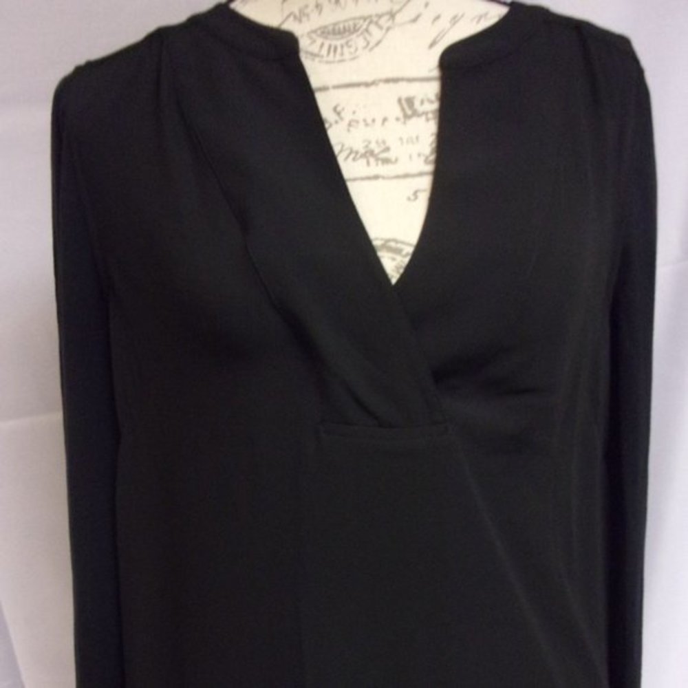 Black BCBG MaxAzria Tunic,  Long Sleeves,  Size M